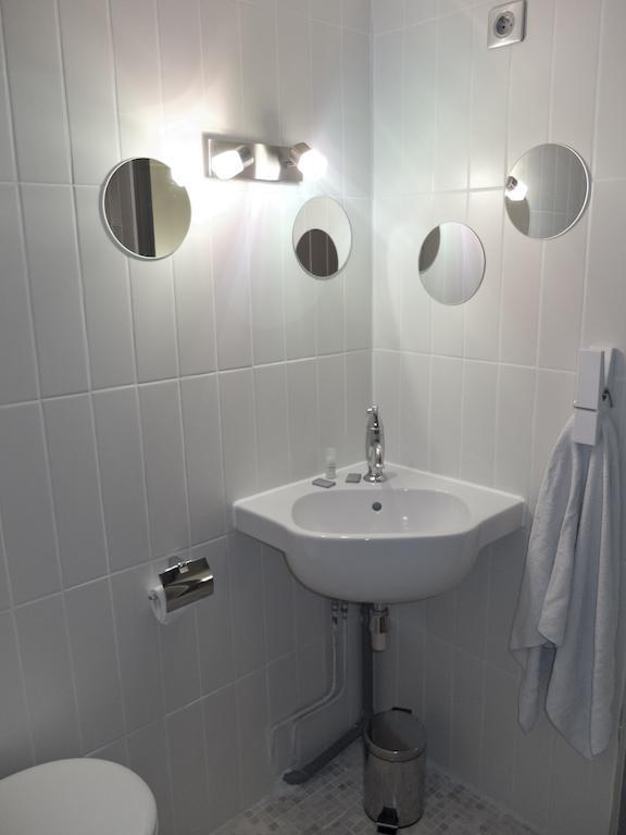 Hotel Au Fil De L'Eau - La Malate Besanzón Habitación foto